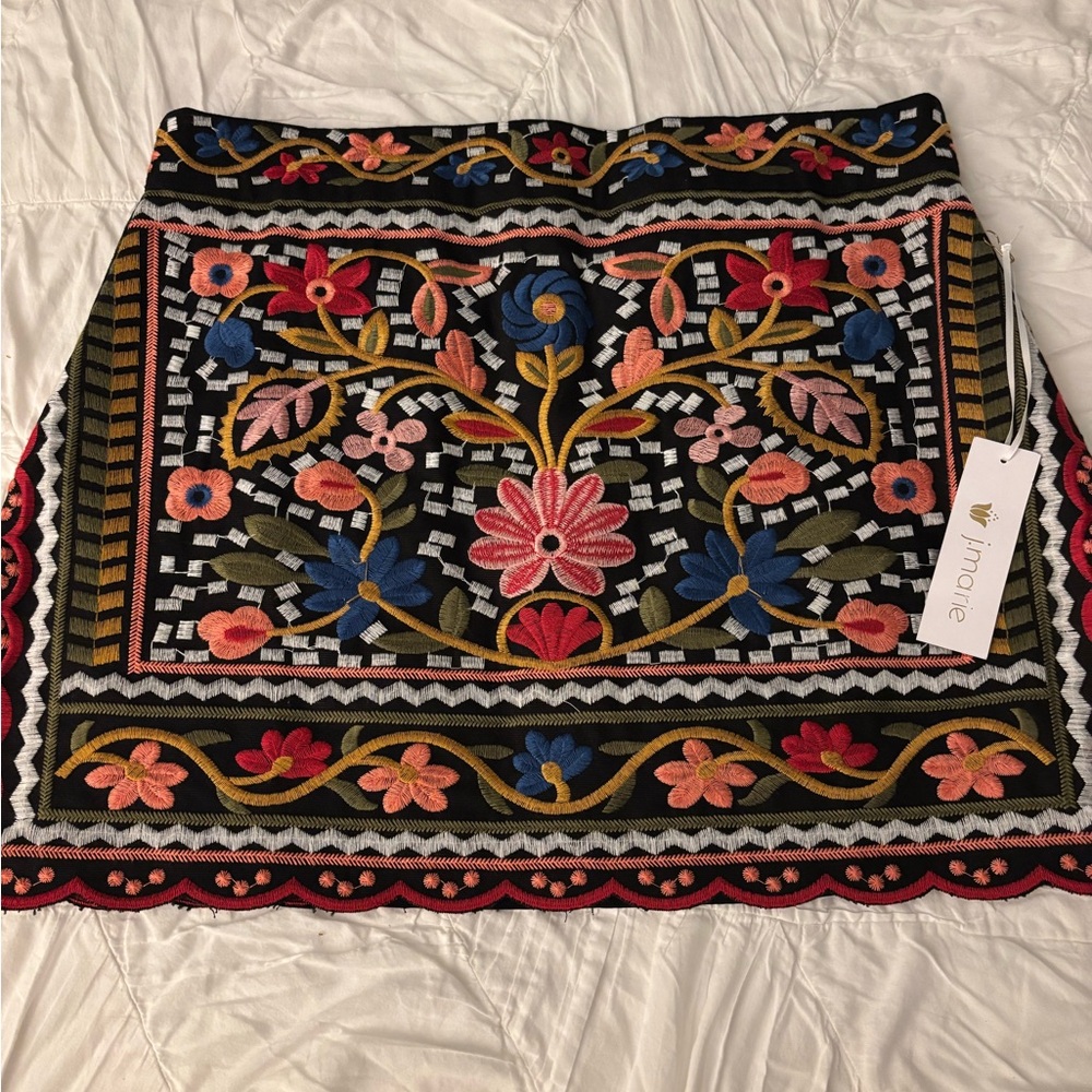 Chic Embroidered Mini Skirt - Black with Multicolor Floral Design